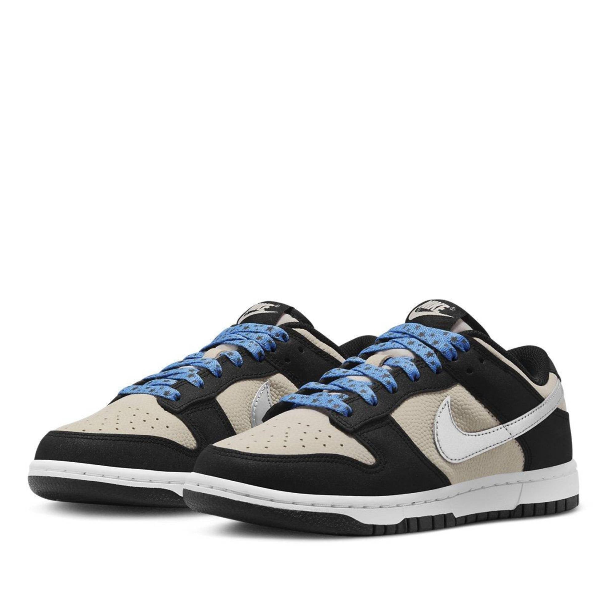 Nike Dunk Low ’Starry Laces’ M Us 7 / W 8.5 Sneakers