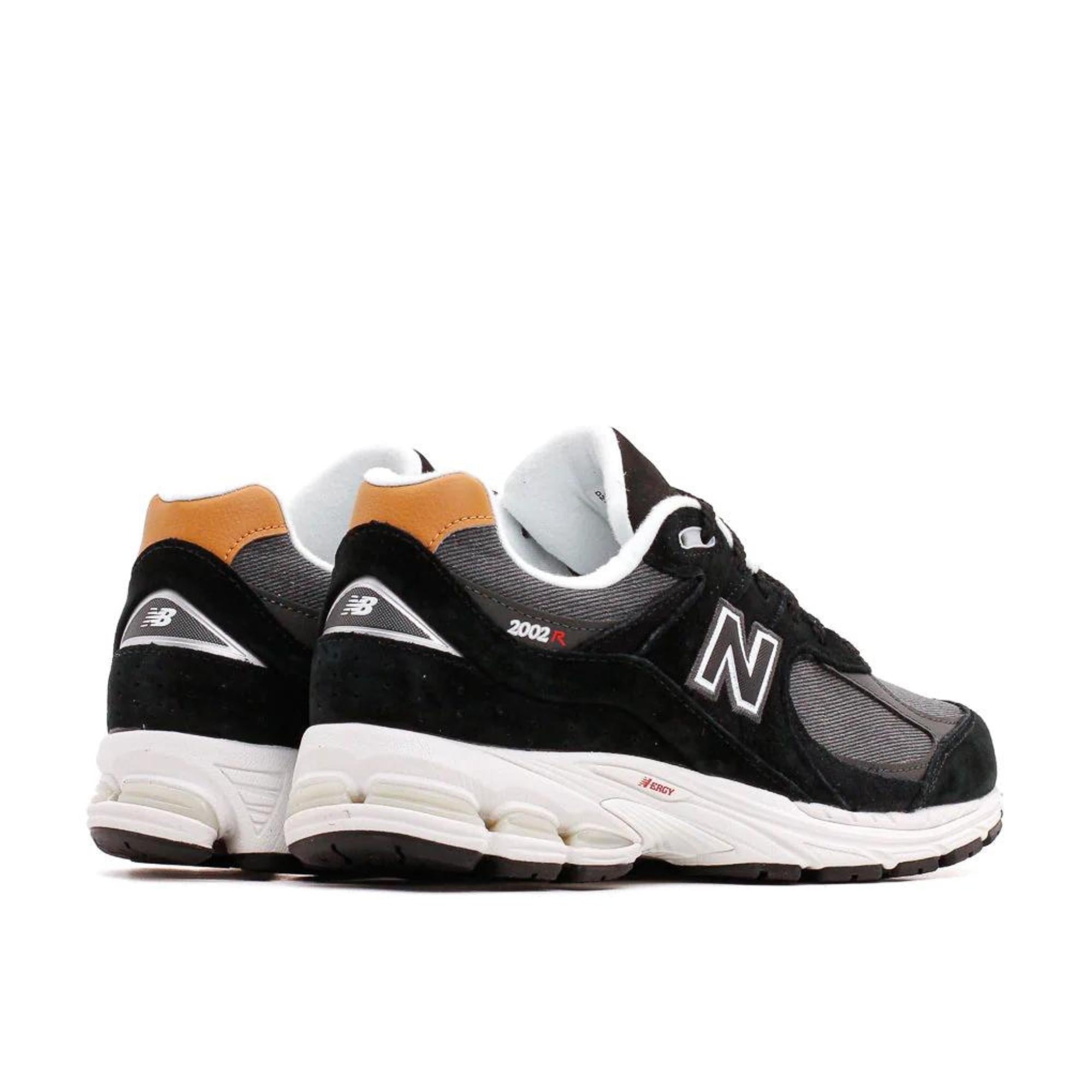 New Balance 2002Reb ’Black Cork’ Sneakers